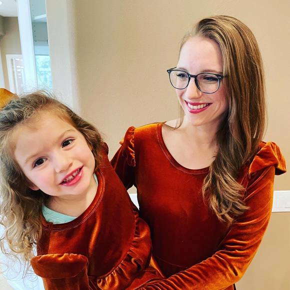 Meet your Posher, Bethany - Picture 1 of 1